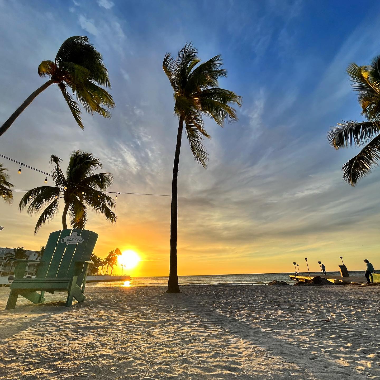 Turquoise water and waterfront homes in the Florida Keys